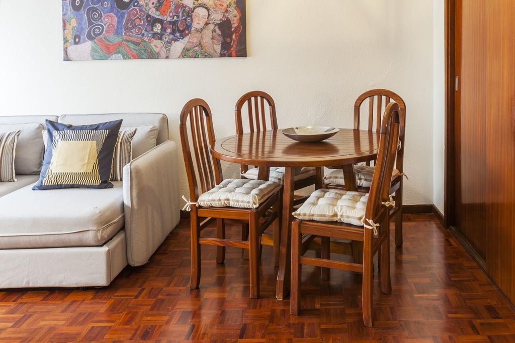 Apartment Camoes Deluxe Porto Luaran gambar