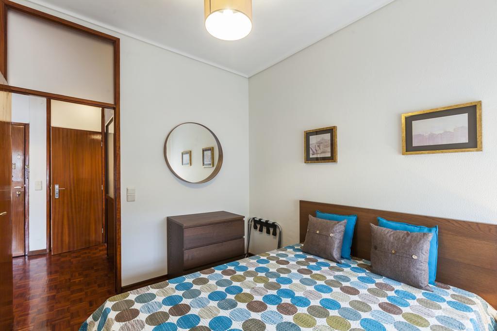 Apartment Camoes Deluxe Porto Luaran gambar